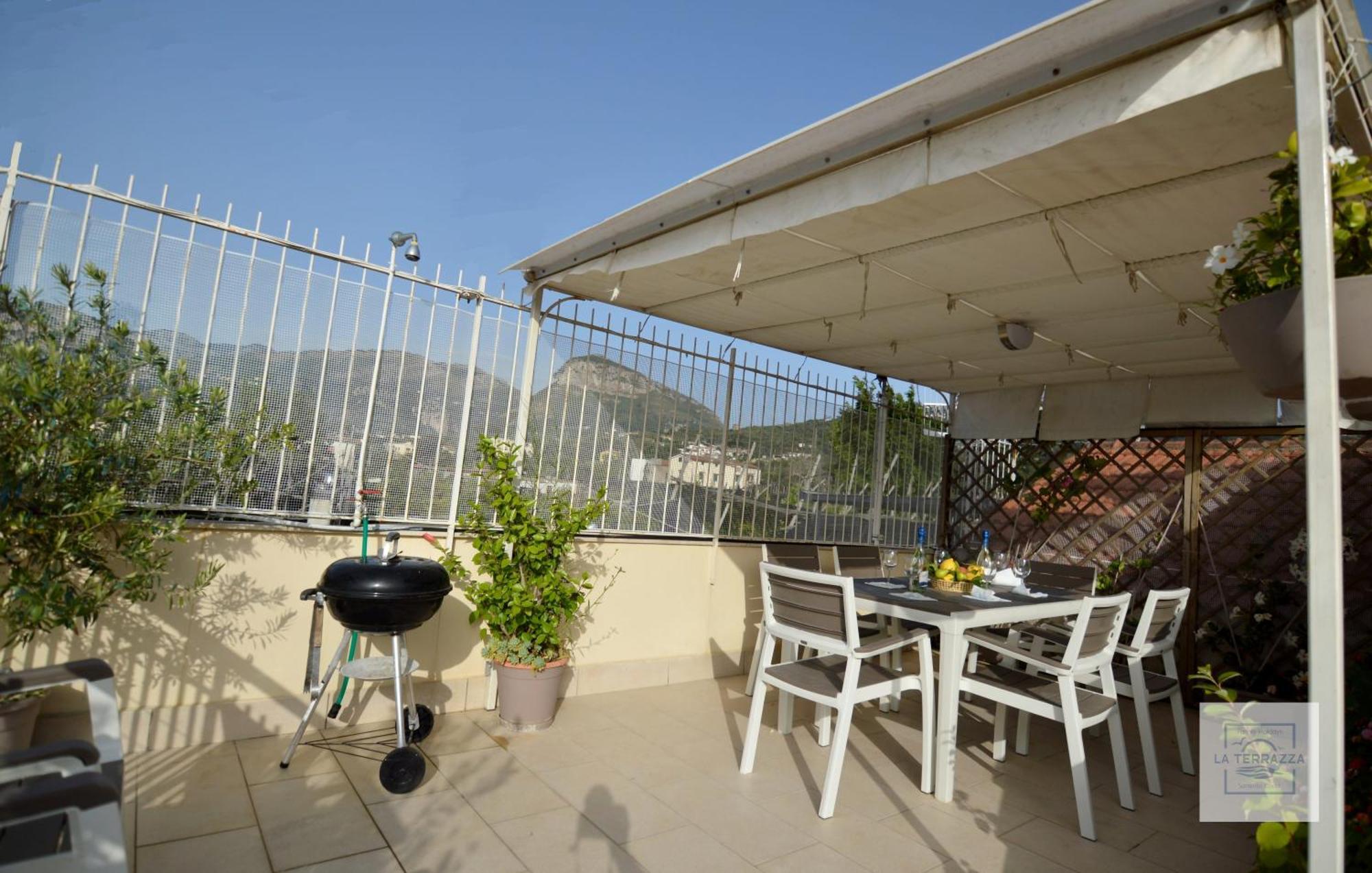 La Terrazza Family Holidays - Sorrento Coast Sant'Agnello Exterior photo